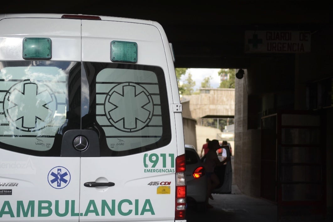 Al adolescente de 15 años lo abandonaron muerto en el hospital Central (Foto archivo Los Andes)