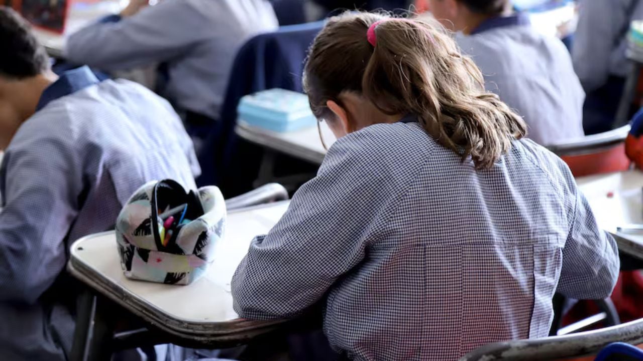 Quiénes pueden solicitar la Ayuda Cuota Escolar y de qué se trata.