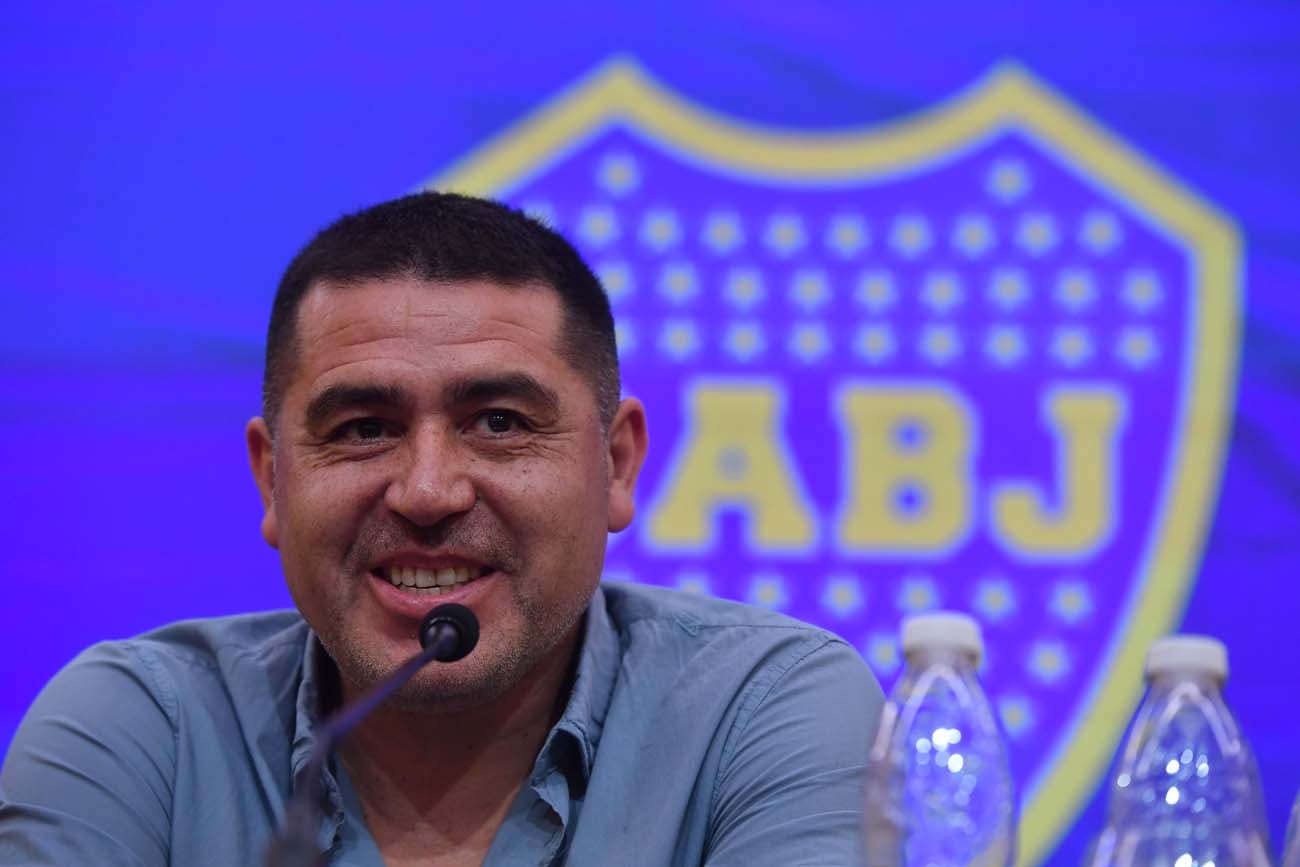 Conferencia de prensa de Juan Román Riquelme (Telam)