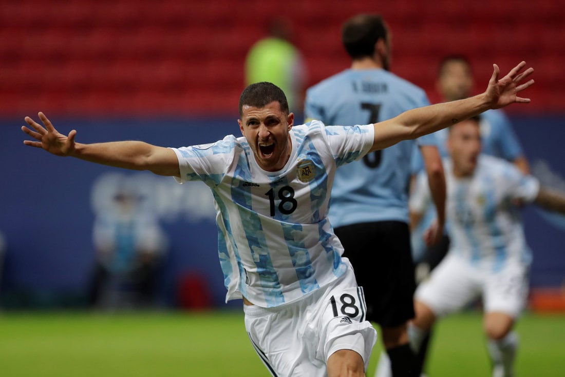 Guido Rodríguez anotó el gol de Argentina ante Uruguay, el primero con la casaca albiceleste.