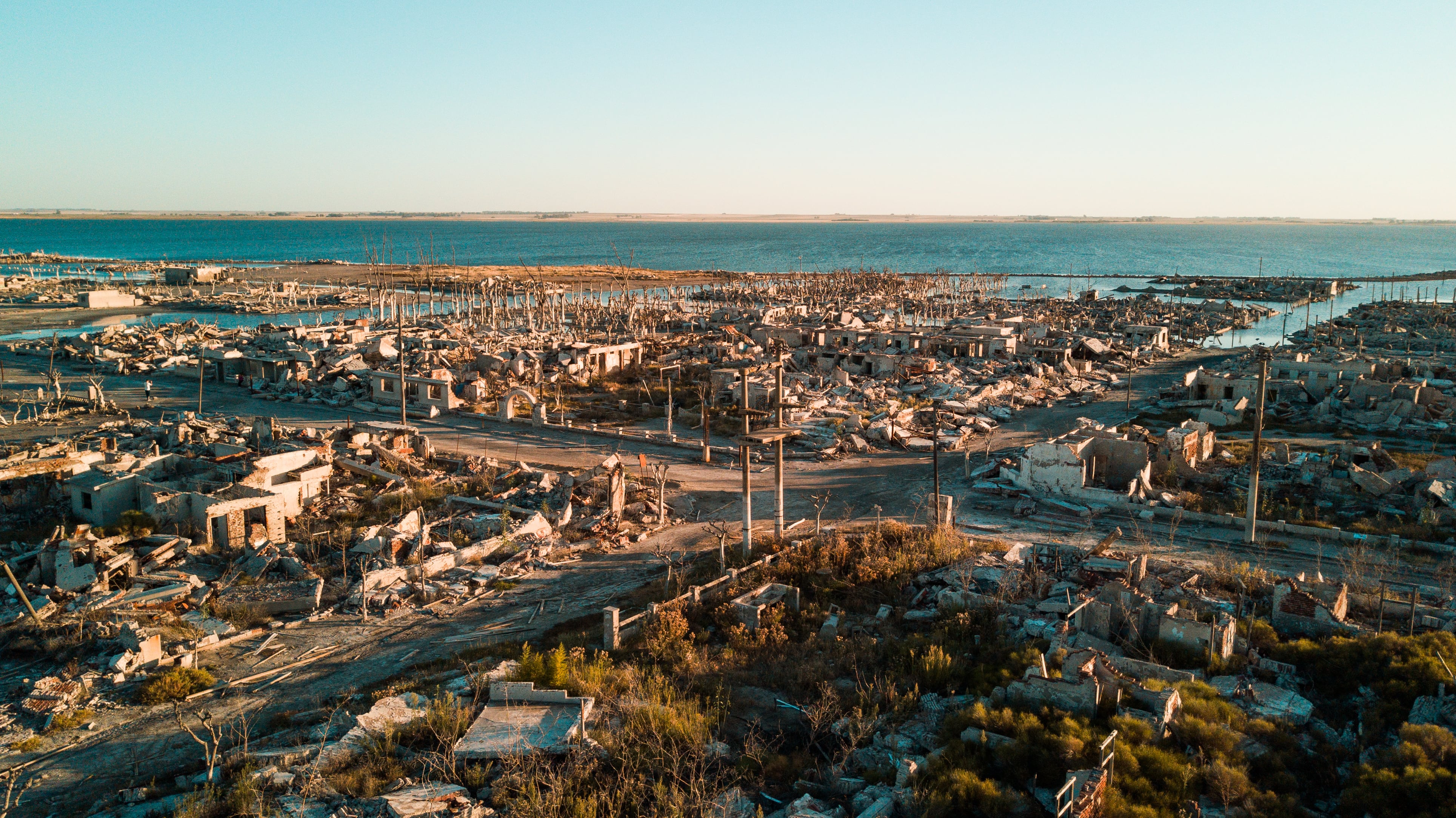 Las imágenes de la Villa Epecuén, un pueblo que quedó sumergido bajo el agua