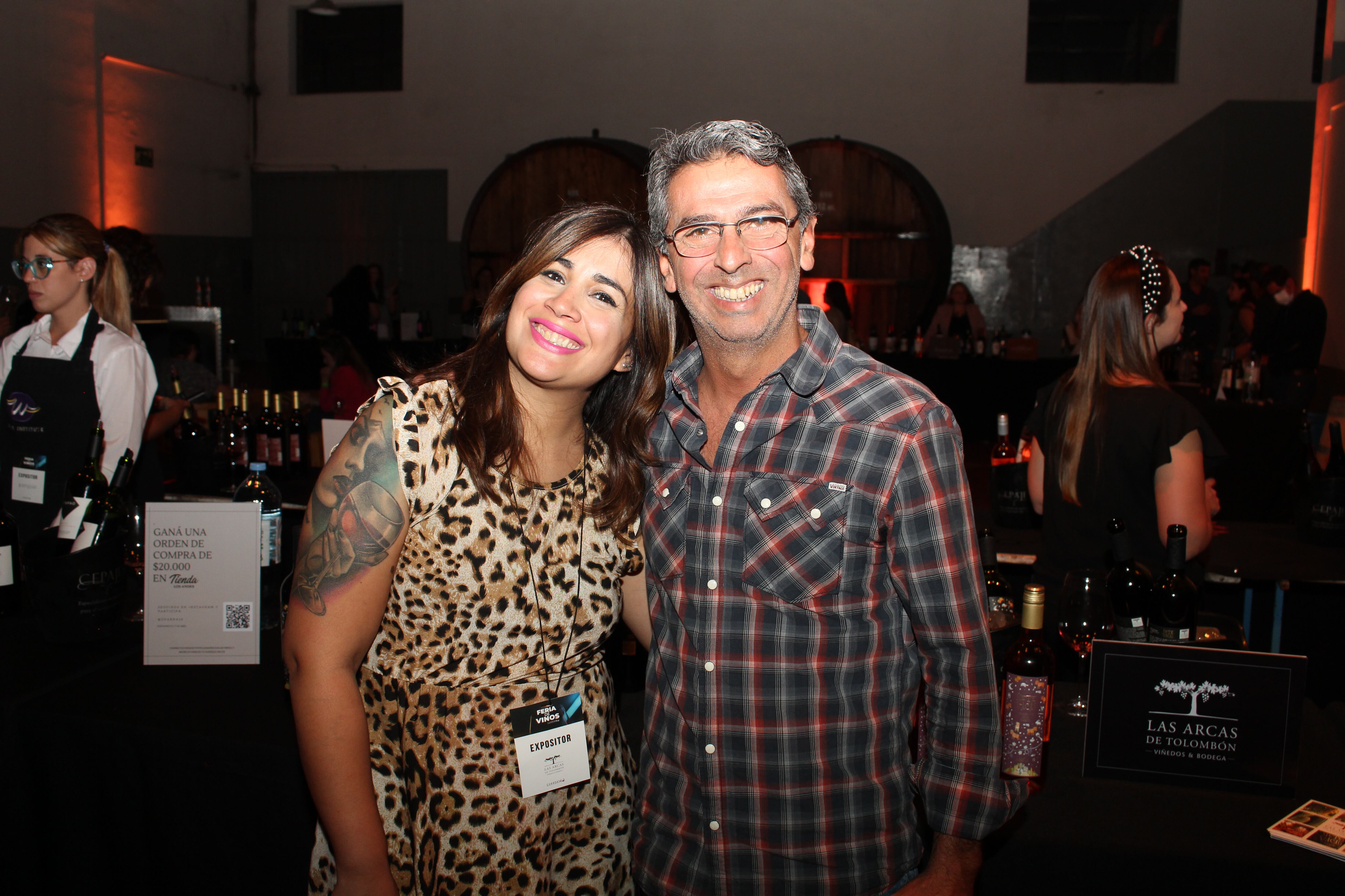 La sommelier Florencia Gonzalez y Rodrigo Quintana.