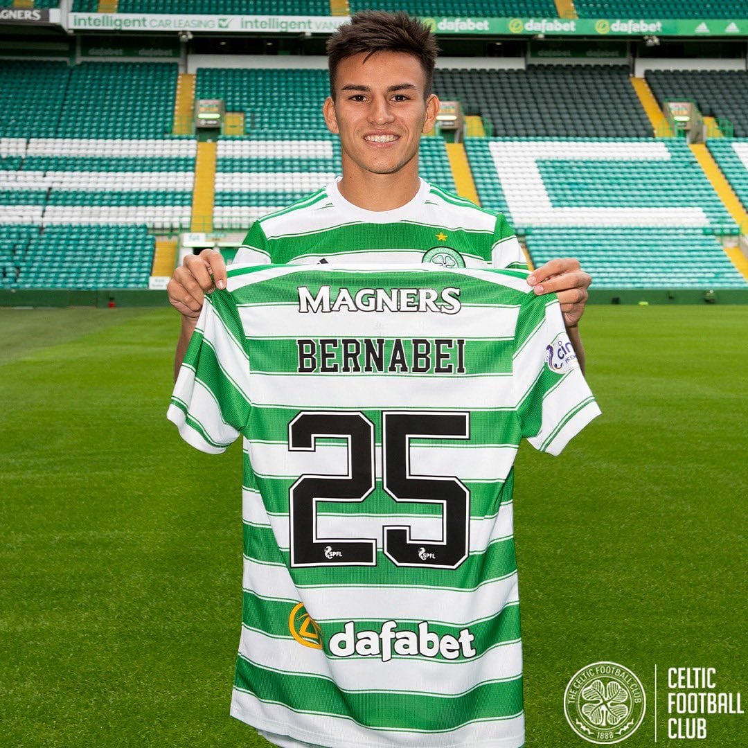 Alexandro Bernabei en su presentación con el Celtic