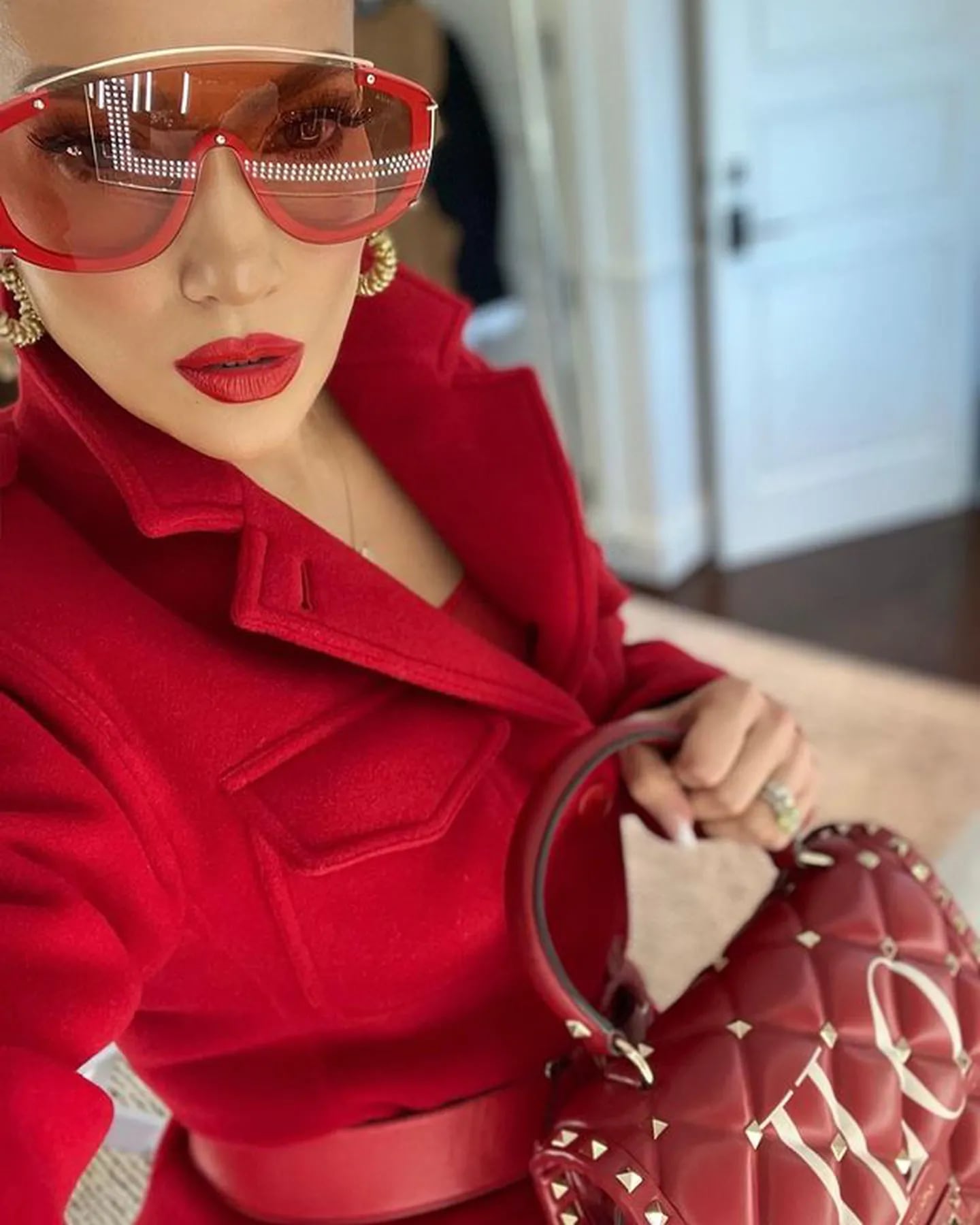 Este fue el regalo de Navidad que Jennifer Lopez ya lució en redes sociales.