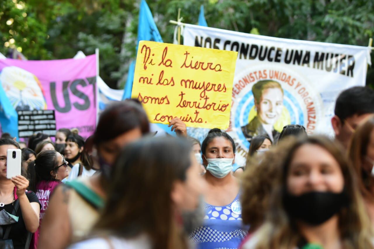 Marcha Ni una Menos. Mariana Villa / Los Andes