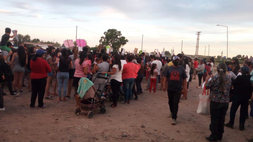 Una multitud marchó hoy para pedir justicia por el femicidio de Mercedes Zárate. Gentileza