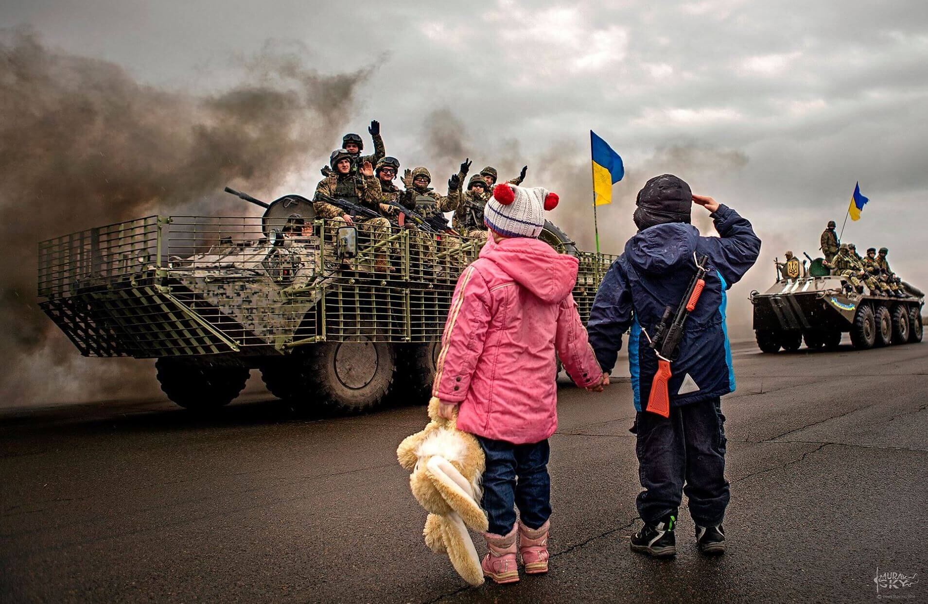 Escala la tensión militar en Europa Oriental. 