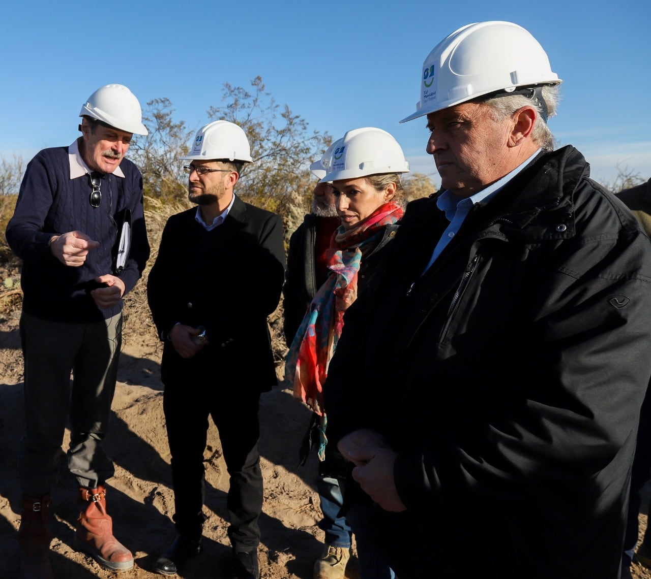 Este miércoles se realizó una visita de obra por la que el intendente, Paulo Campi, representantes del Municipio, la empresa ECOGAS y la prensa, conocieron de cerca los trabajos que se desarrollan al costado de la ruta nacional 143.