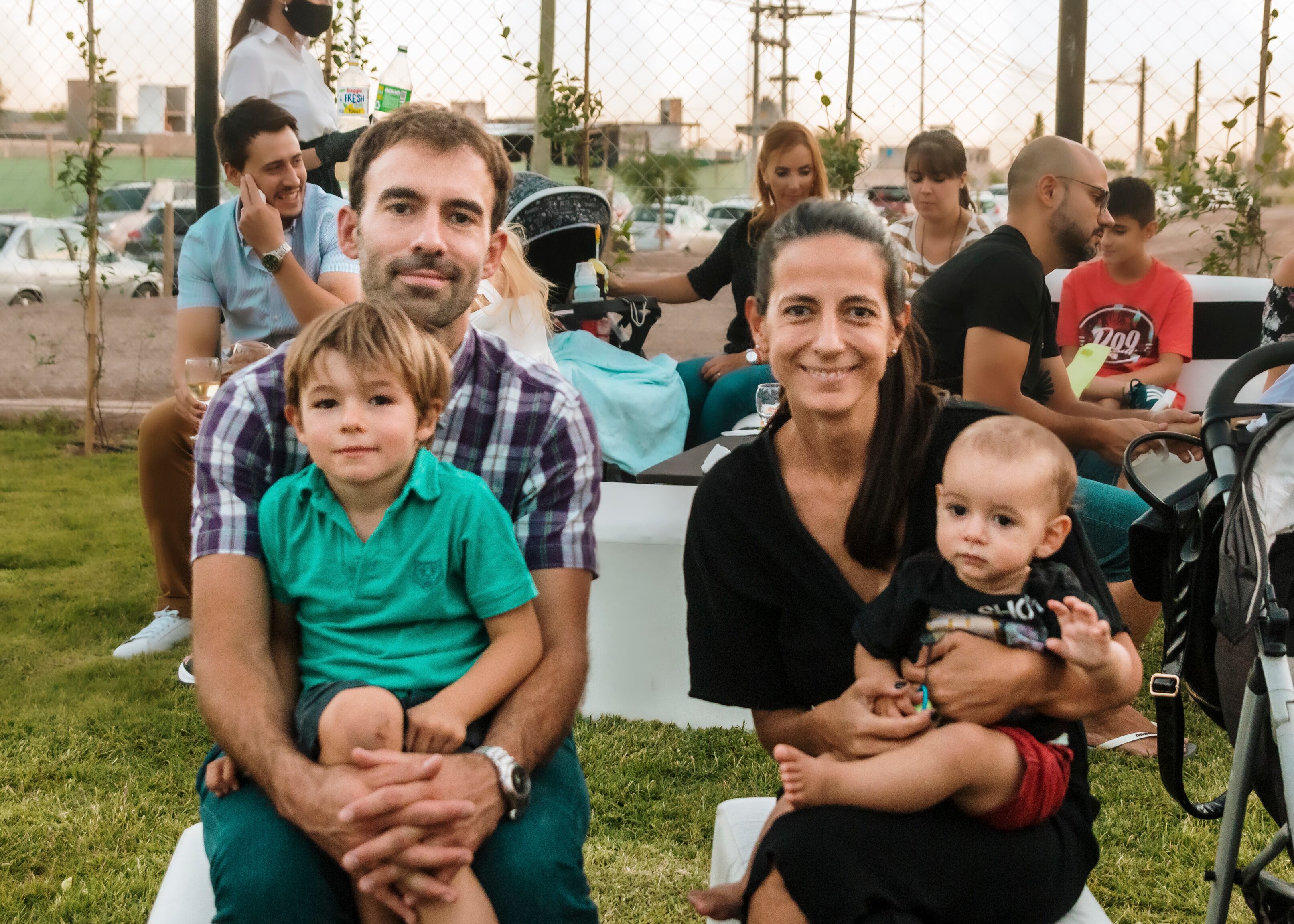 La familia Zuza ya conoció su lote.