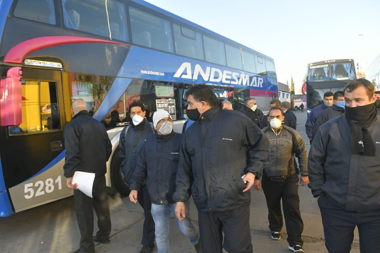 Sostienen que son 3.000 los trabajadores que están parados desde que comenzó la pandemia y piden que se mantengan los controles para evitar "competencia desleal".