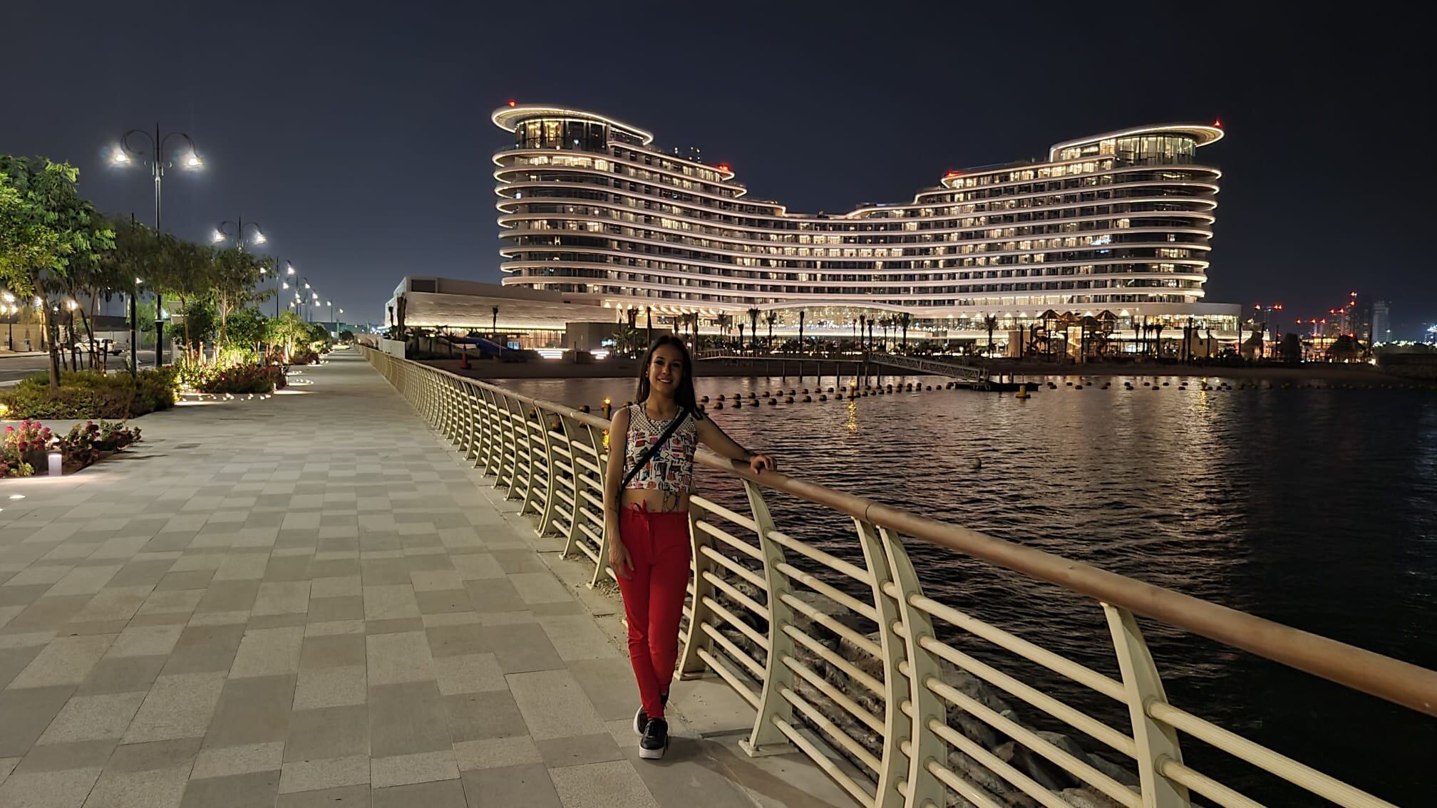 Una bartender mendocina en Qatar, el país donde el alcohol es casi ilegal, y la expectativa pre mundial. Foto: Nahir Tayura.