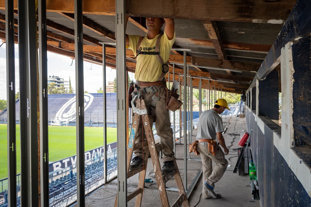 Así avanzan los trabajos en el Gargantini a días del debut de Independiente Rivadavia en Primera
Foto: Ignacio Blanco / Los Andes