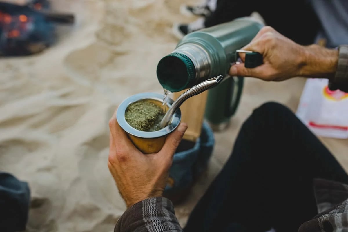 Paso a paso para limpiar el termo del mate