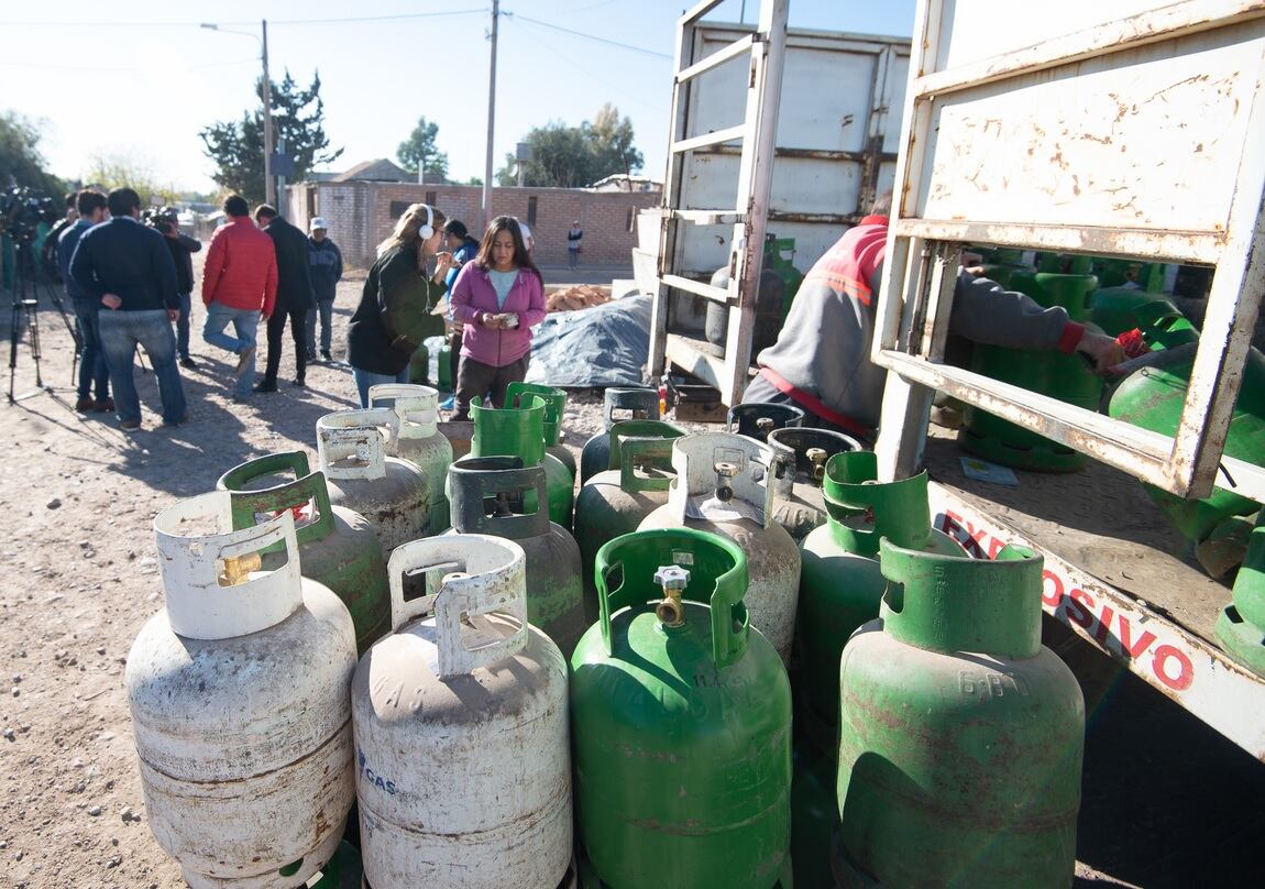 Llegaron menos garrafas de la Nación y hubo demoras y faltantes en Mendoza: así sigue la situación. Foto: Gobierno de Mendoza.