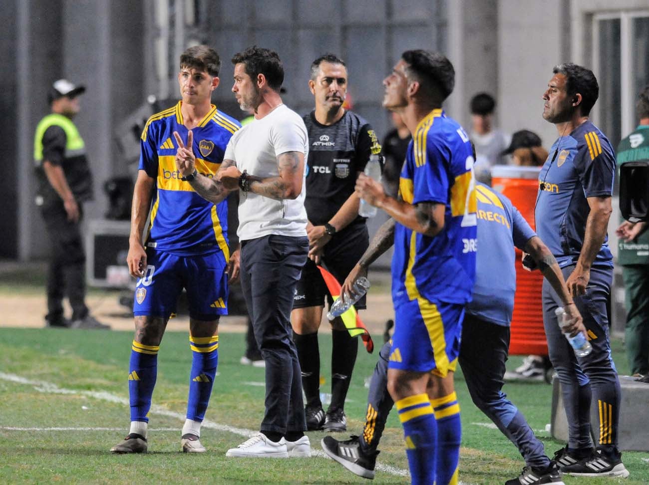 Gago prepara un equipo mixto entre titulares y suplentes.  (Fotobaires)