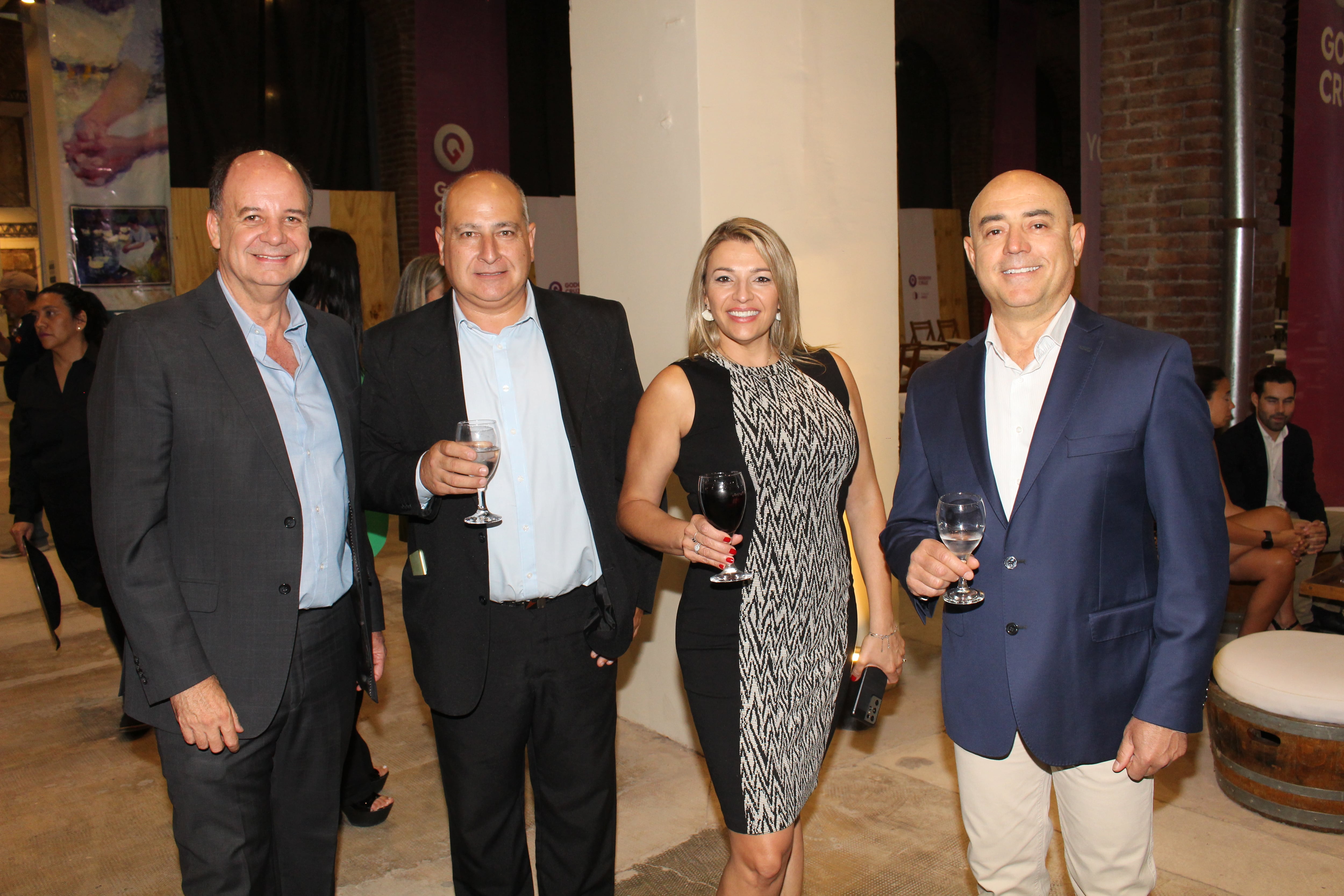 Guillermo Cruz, Mario Doña, Marianela Castiglia y Javier Riveira.