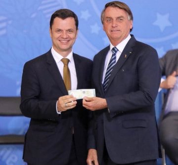 Anderson Torres y Jair Bolsonaro. Foto: Twitter/@andersongtorres