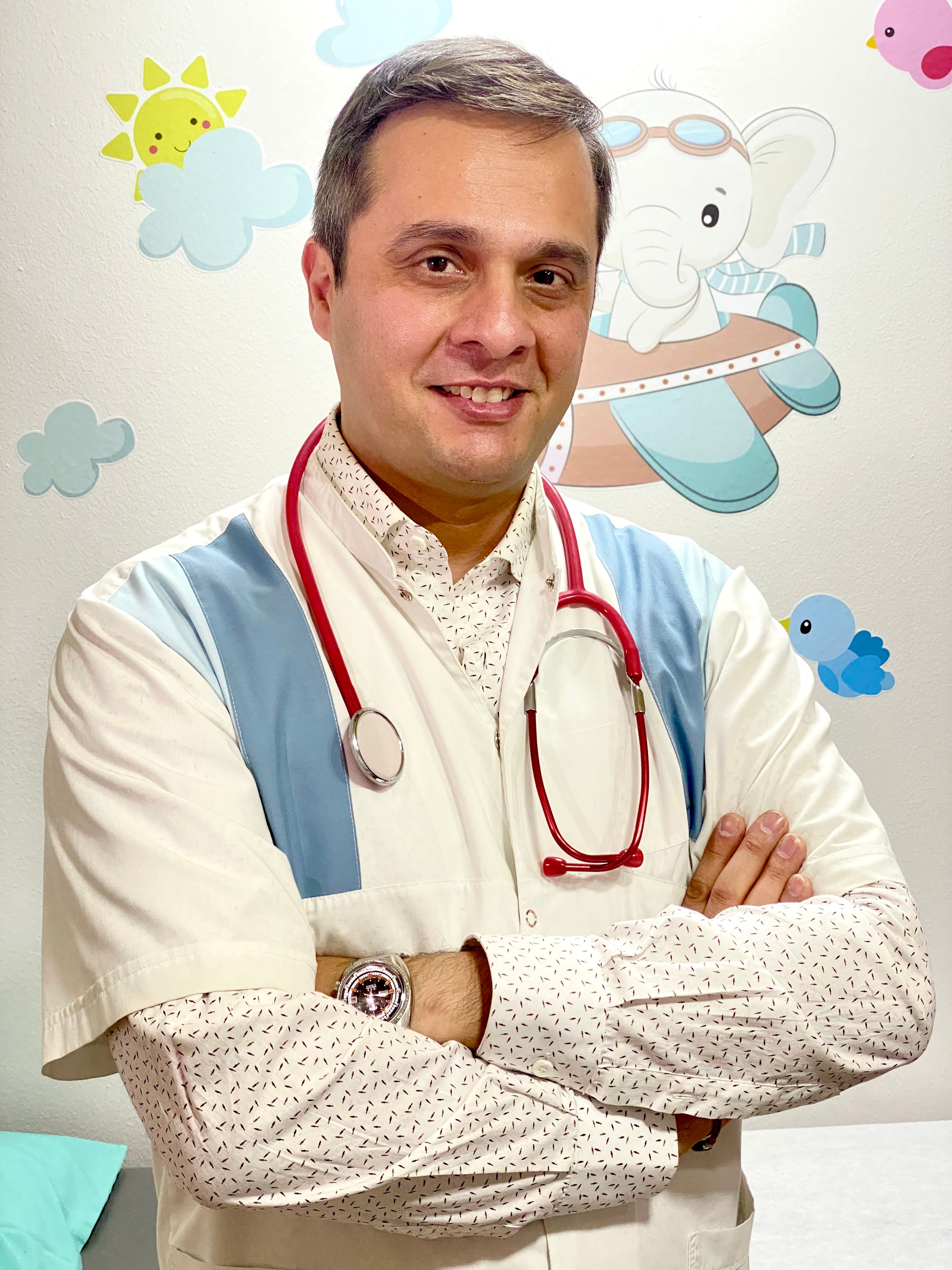 El Dr. Félix Lucero, director médico de la institución