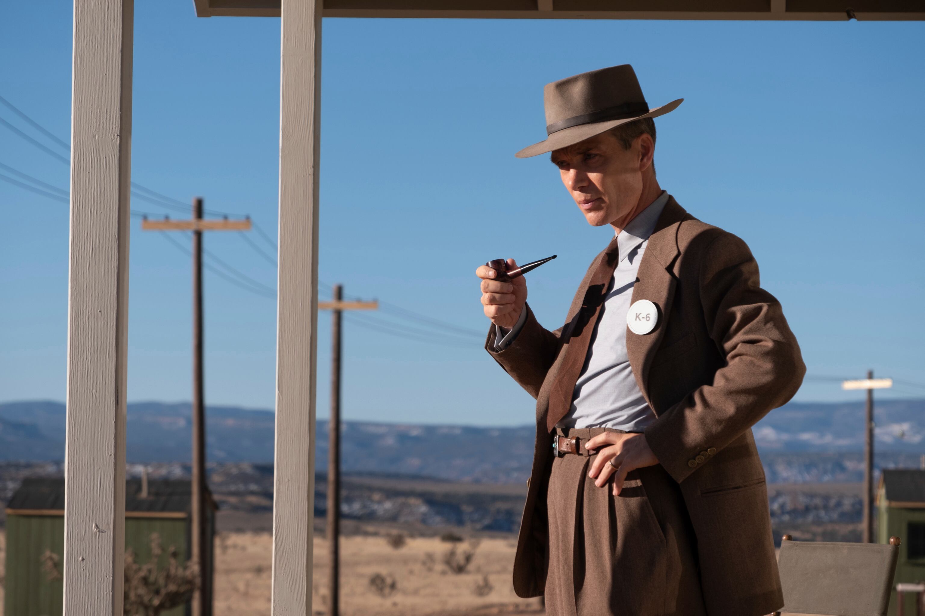 En esta imagen proporcionada por Universal Pictures, Cillian Murphy en una escena de "Oppenheimer". (Universal Pictures vía AP)