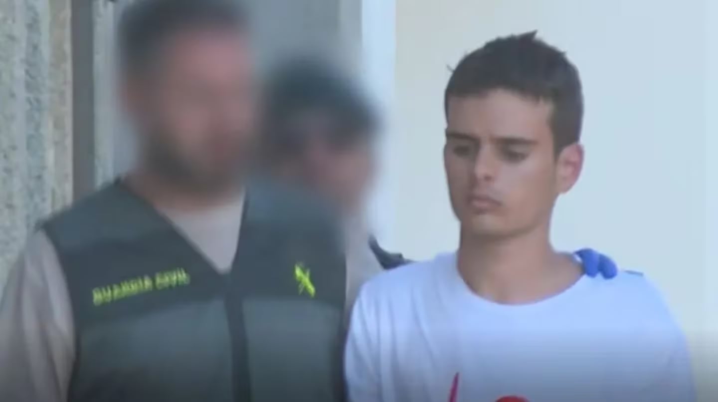 Un joven de 20 años mató a puñaladas a un niño de 11, dijo que “no fue él, sino su otro yo”. Foto: Telecinco