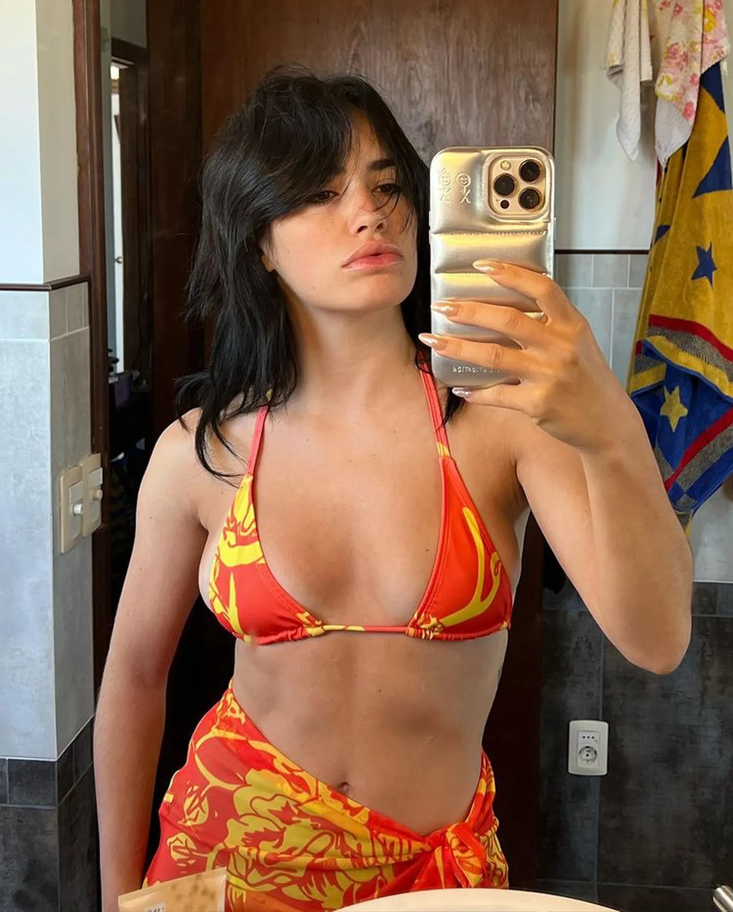 Lali Espósito arrasó con su look en Punta del Este