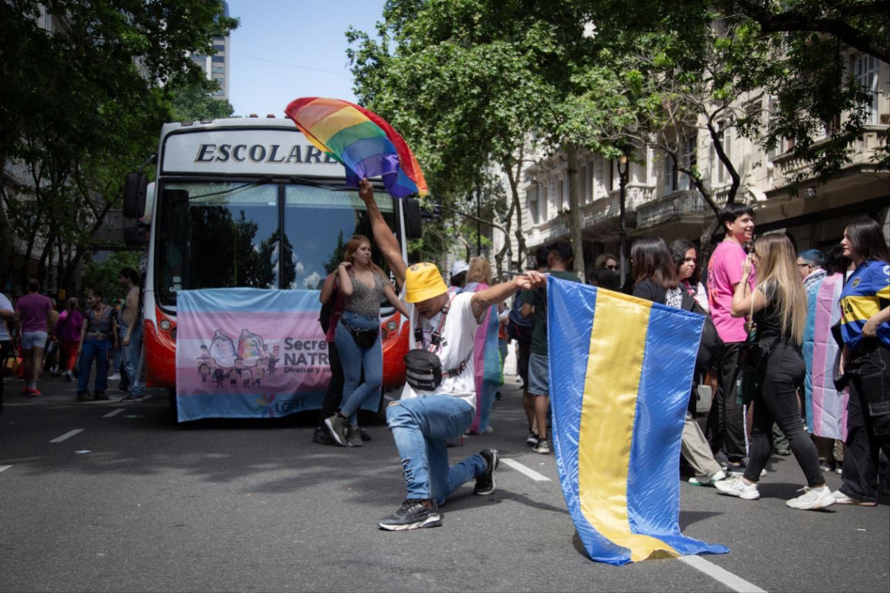 Este sábado, se celebra la marcha del Orgullo en el centro porteño e hinchas de Boca también se congregarán en el lugar en caso de su eventual triunfo en la final de la Copa Libertadores. Foto: Gentileza Medio Emergentes