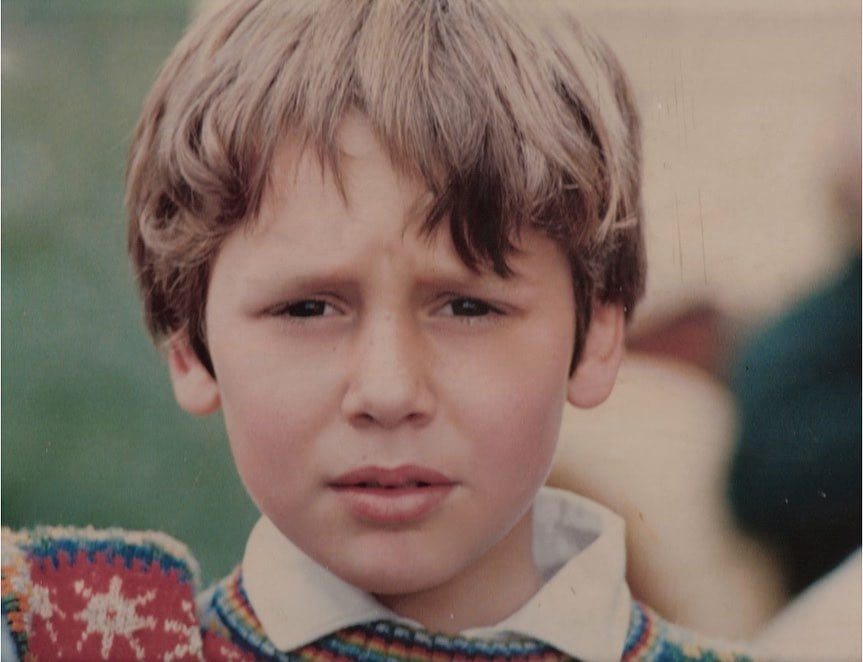 Benjamín Vicuña subió una foto de cuando era niño y compartió una profunda reflexión.