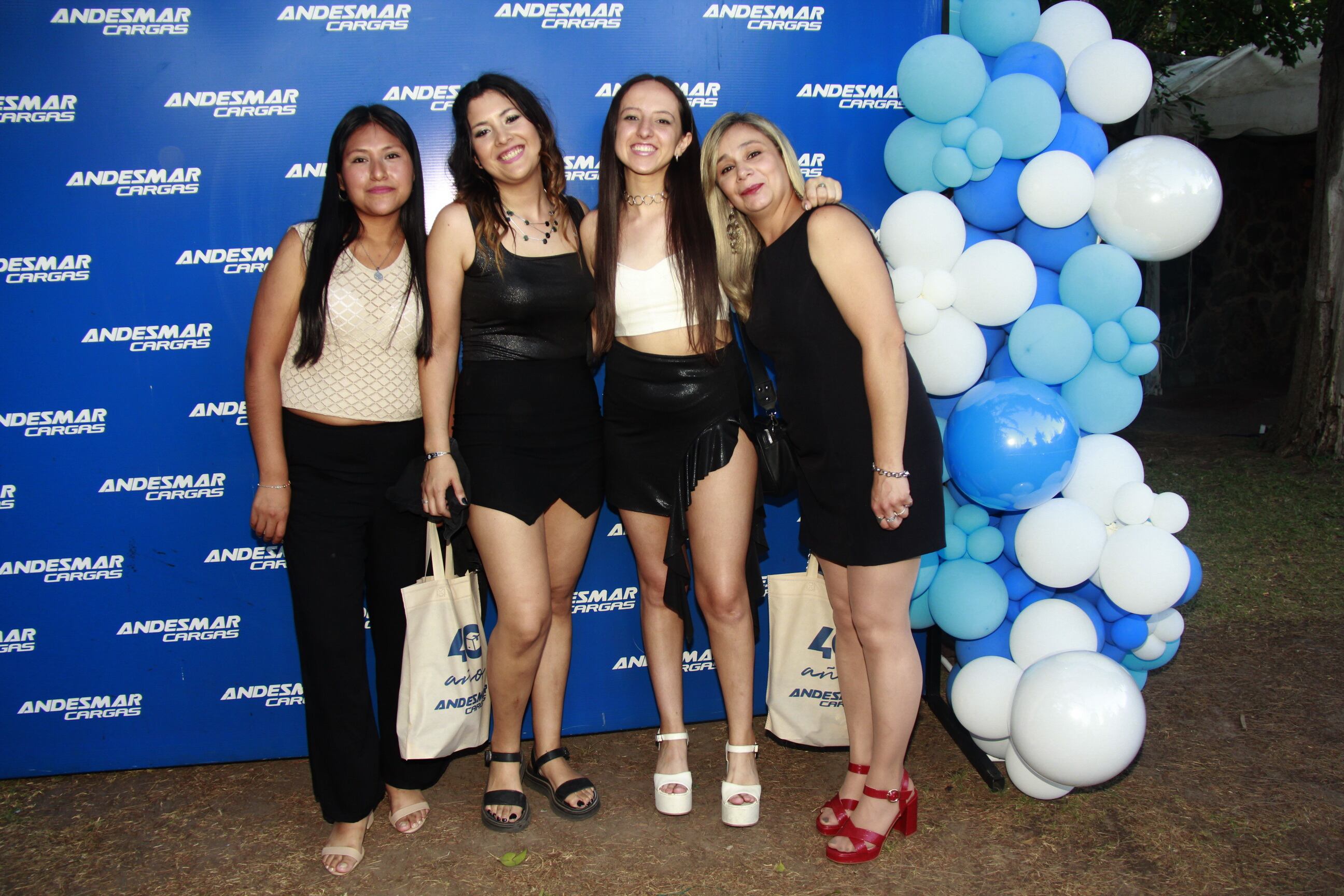 Gilda Ninaja, Marina Camargo, Paula Donaire y Belén Ruggeri. 