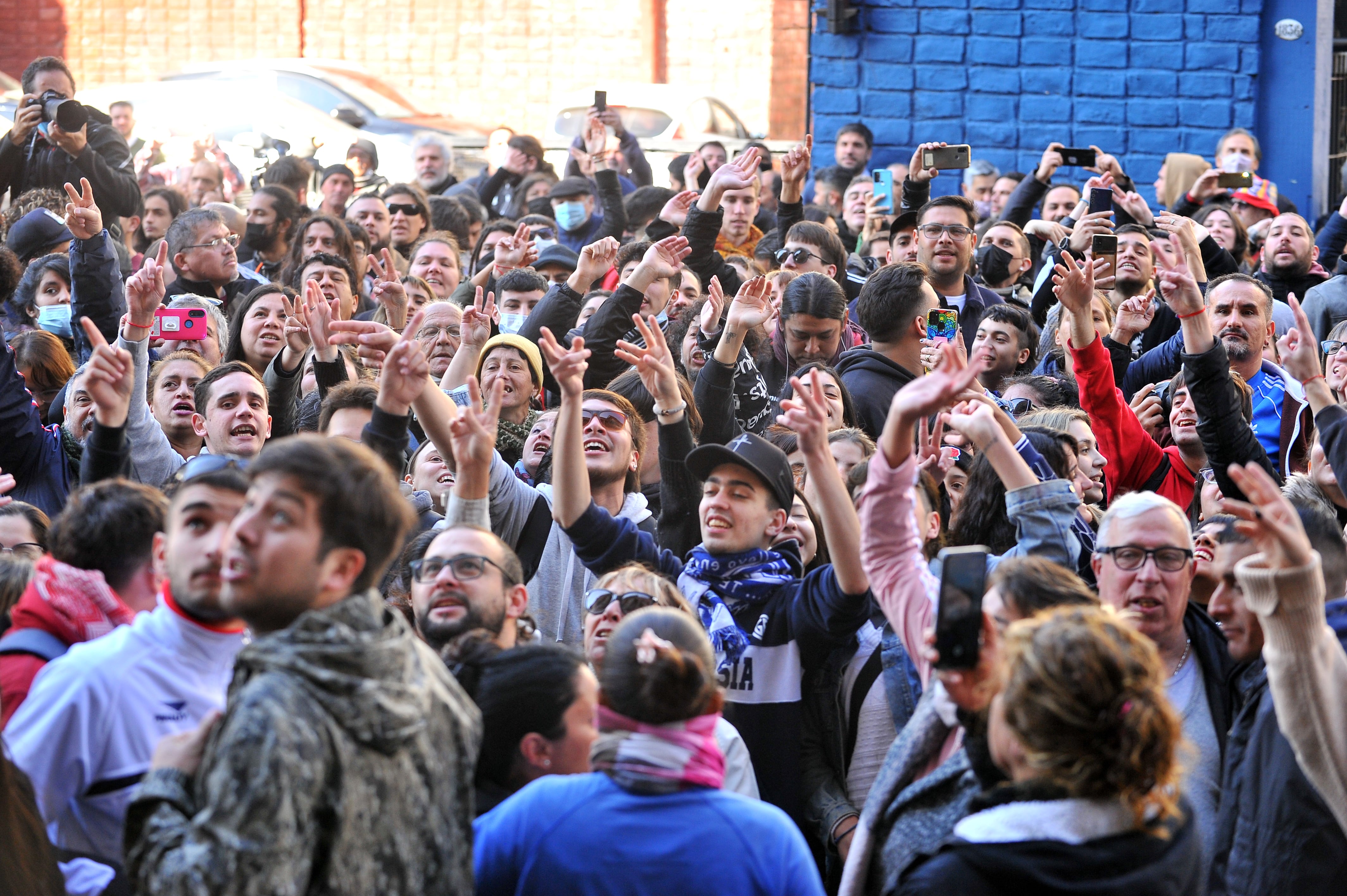 Cristina Fernández de Kirchner desde el balcón del Congreso. / Foto: Clarín