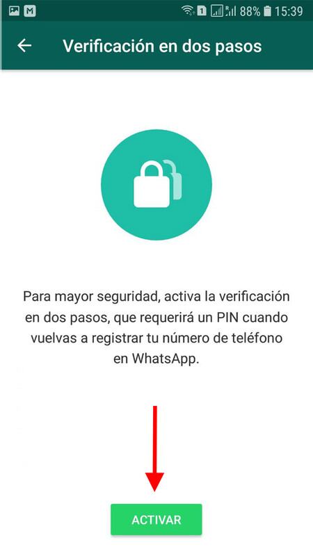 Así es como puedes evitar ser hackeado/a en WhatsApp.