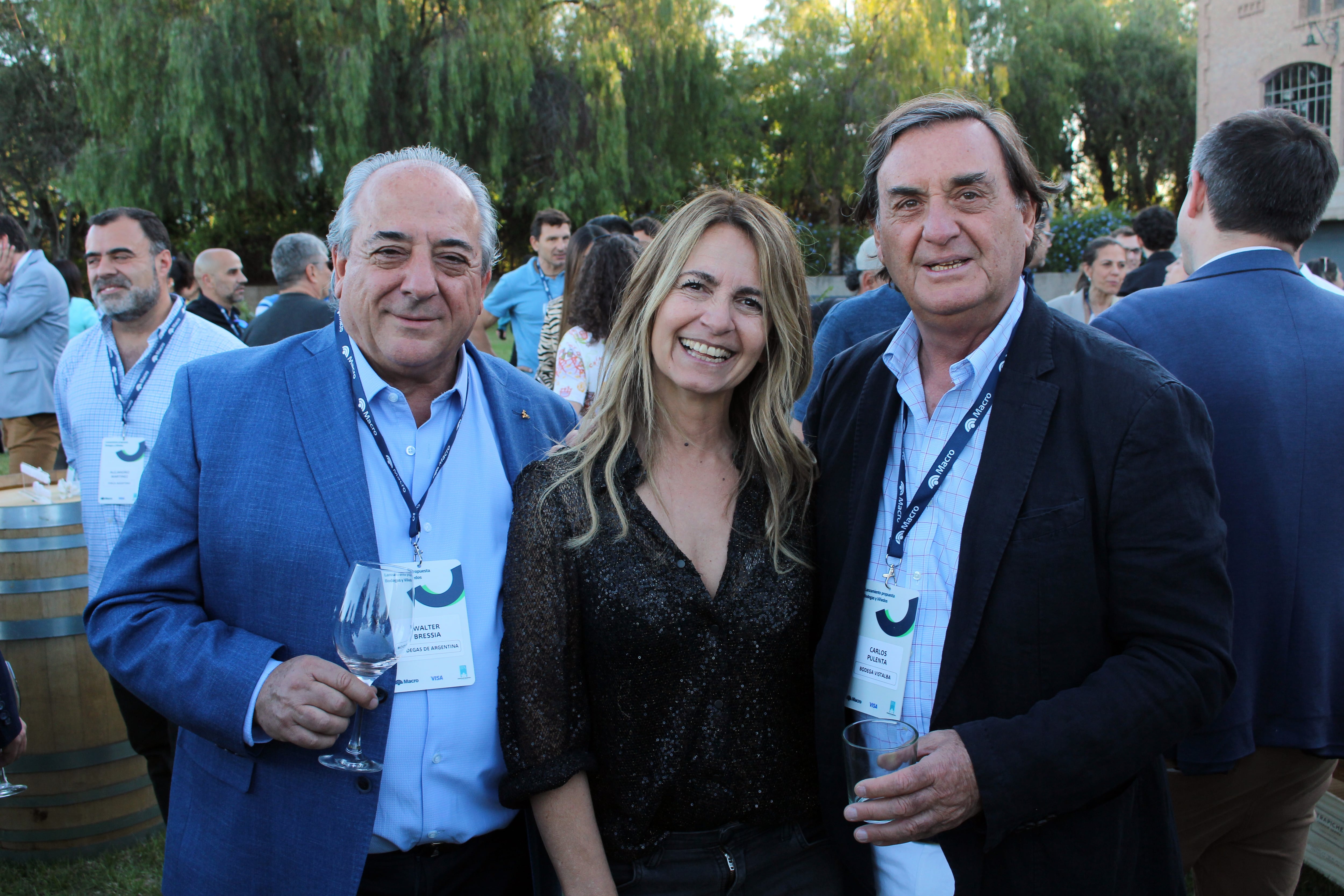 Walter Bressia, Inés González y Carlos Pulenta.