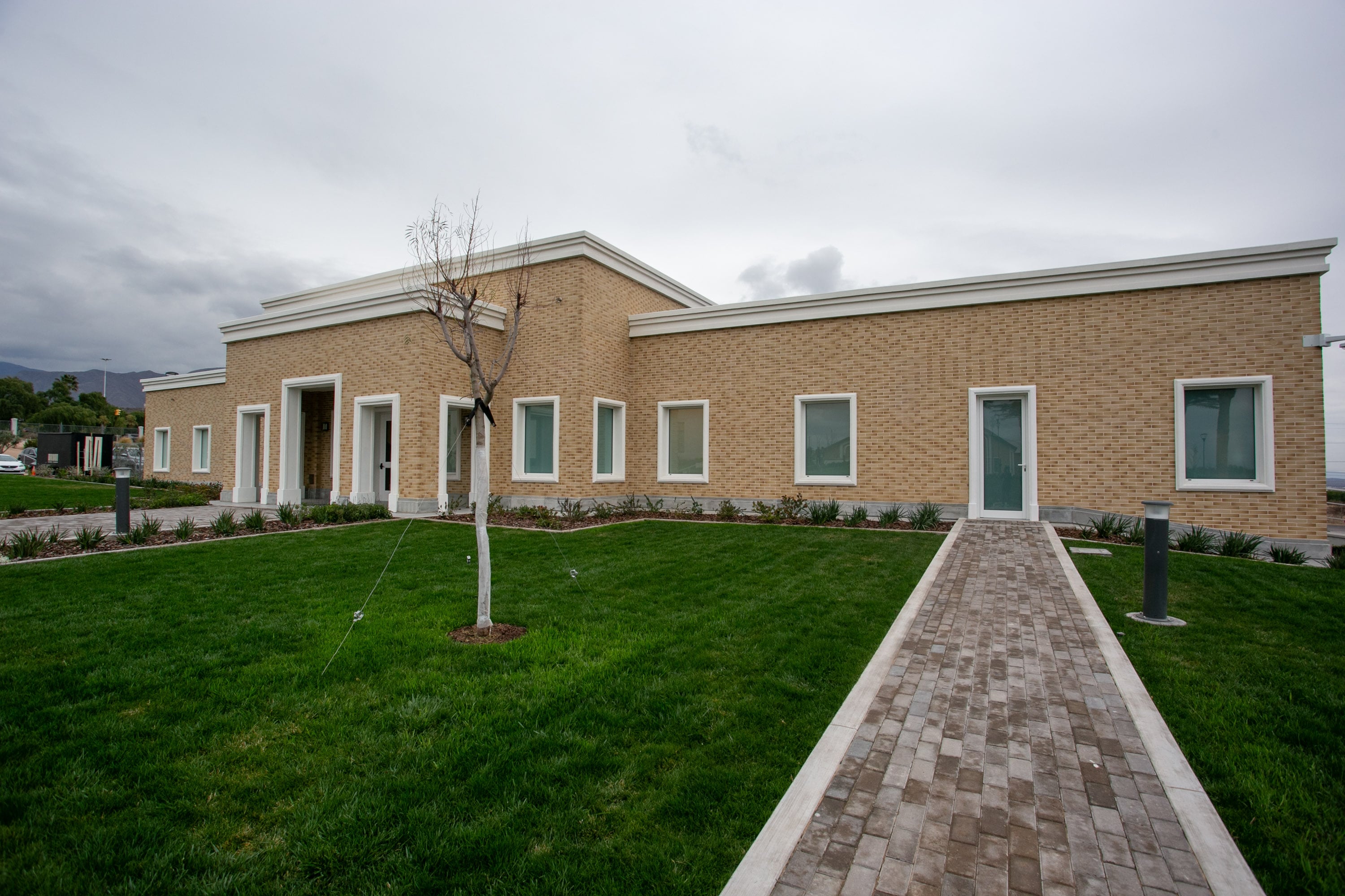 Ulpiano Suarez participó de la apertura del nuevo templo de la Iglesia de Jesucristo de los Santos de los Últimos Días