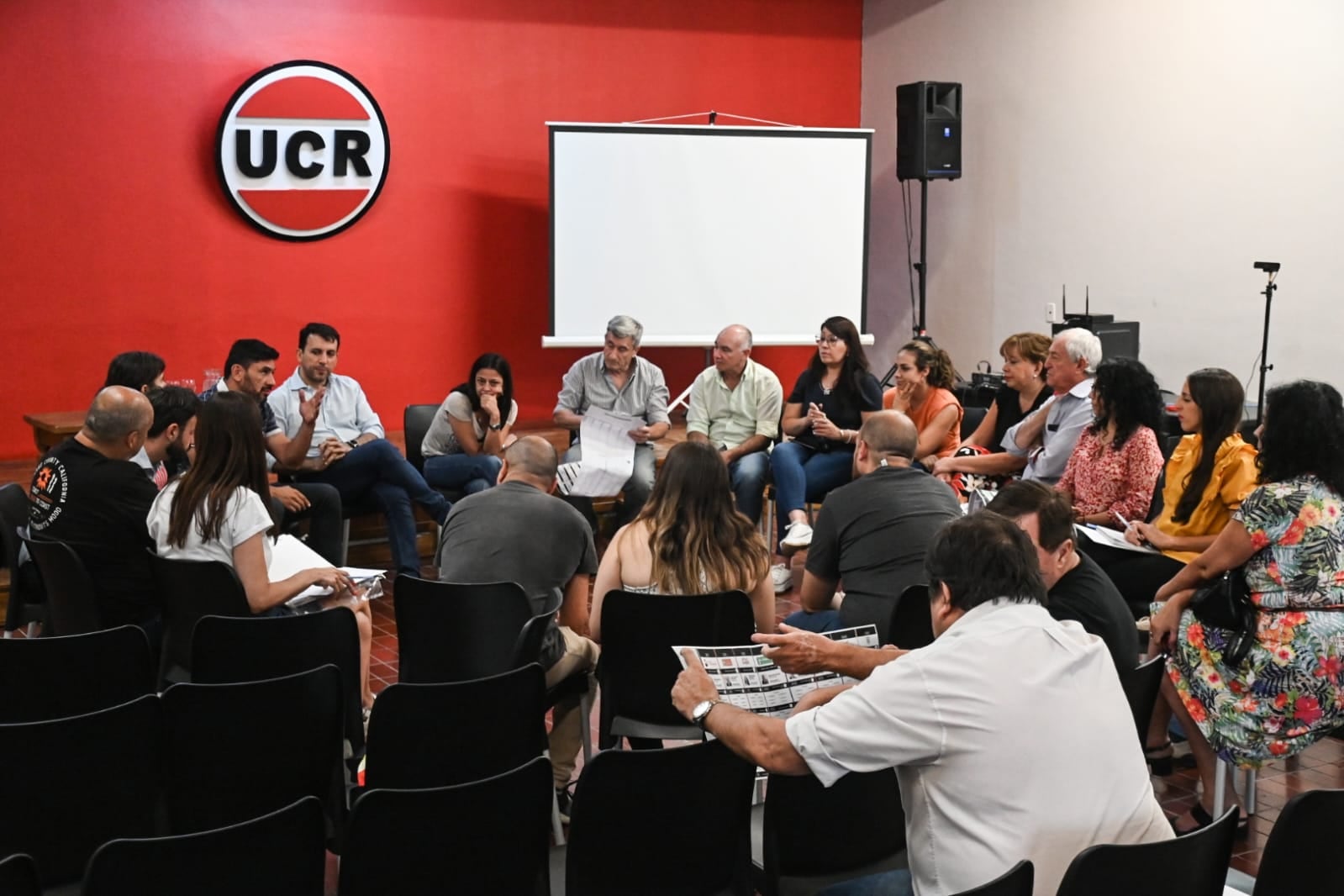 Capacitación sobre Boleta Única. Prensa UCR