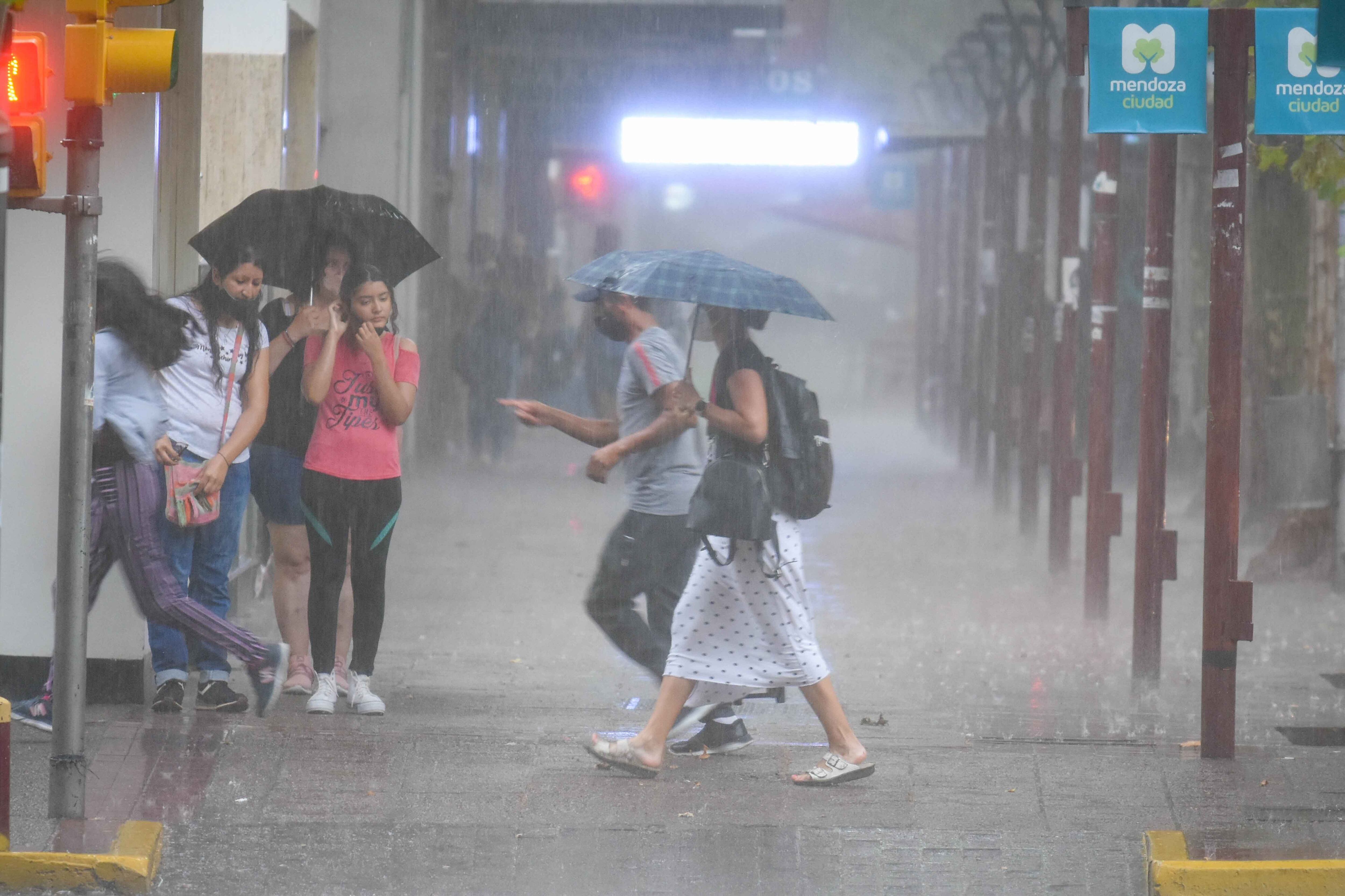 Intensas lluvias en el gran Mendoza.