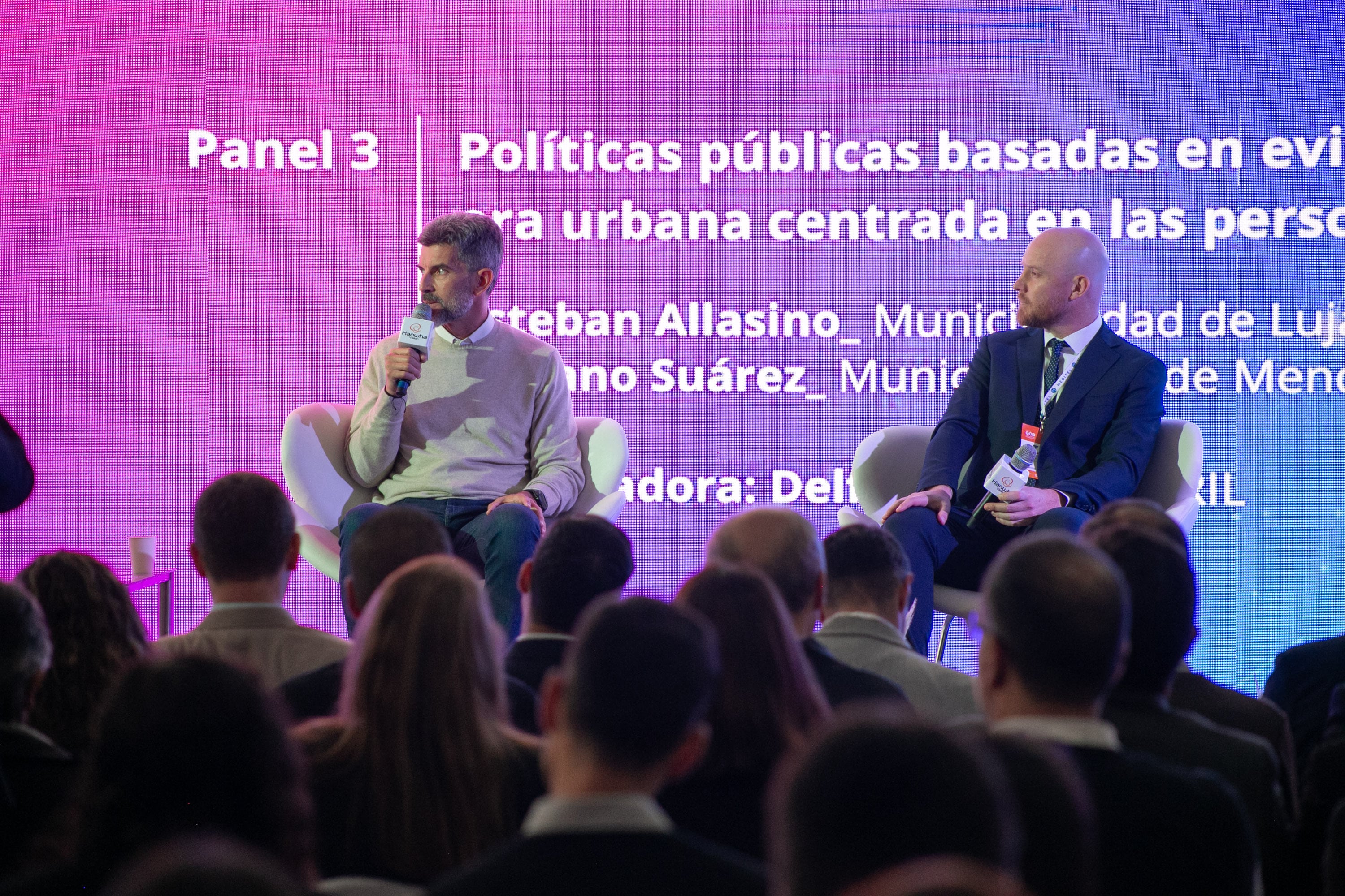 Ulpiano Suarez participó del evento “Redes de Gobierno y Ciudades Inteligentes 2024”