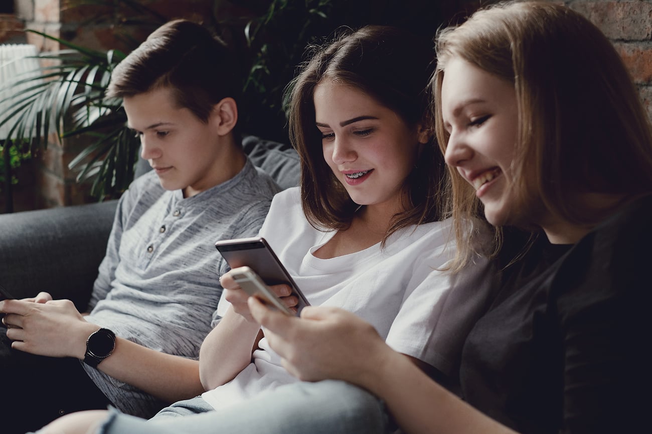 Las apuestas "online" son cada vez más populares entre adolescentes. (Freepik)