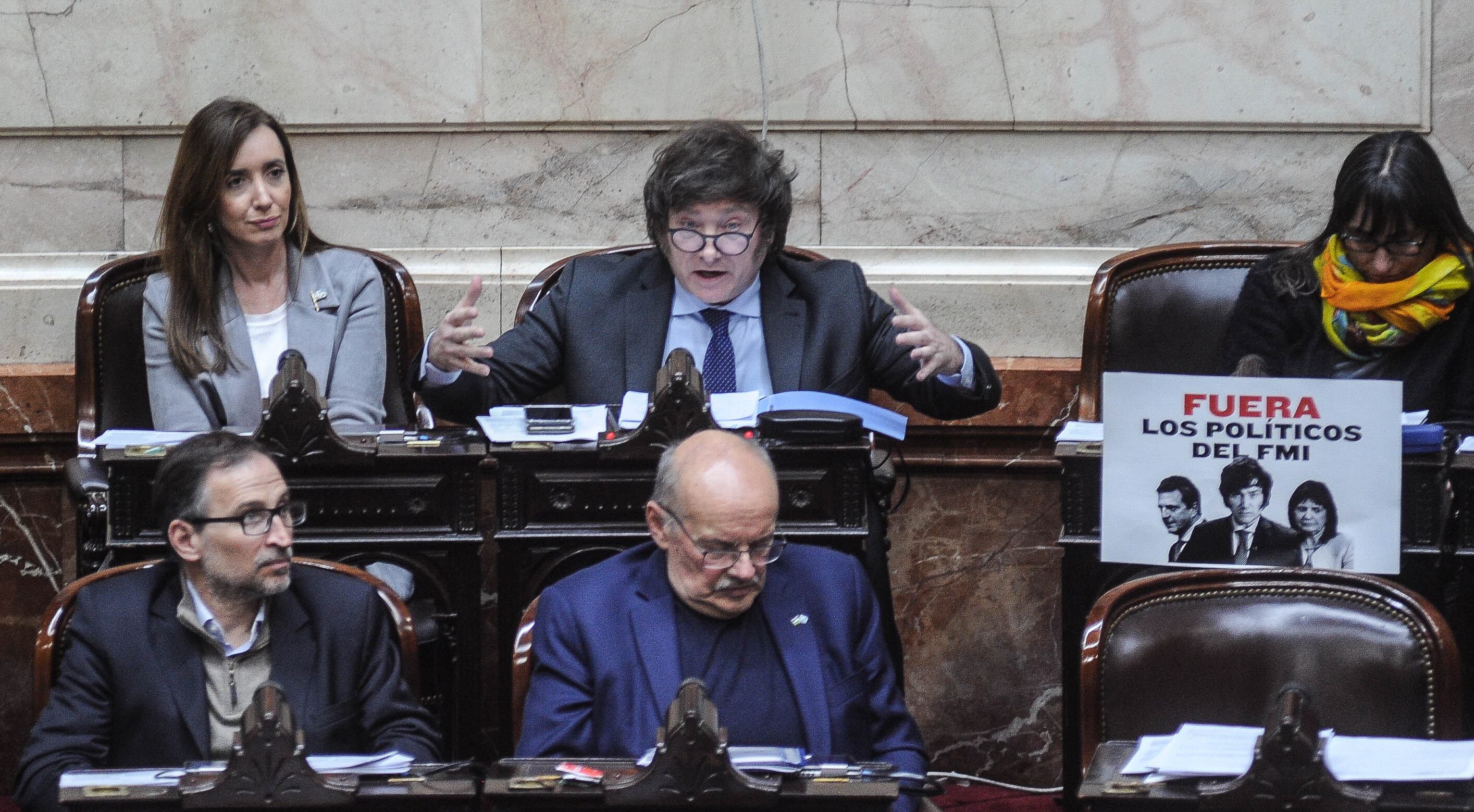 Debate en Diputados por la suba del monto a partir del cual se empieza a pagar el impuesto a las Ganancias, que Javier Milei apoyó. Foto: Federico Lopez Claro