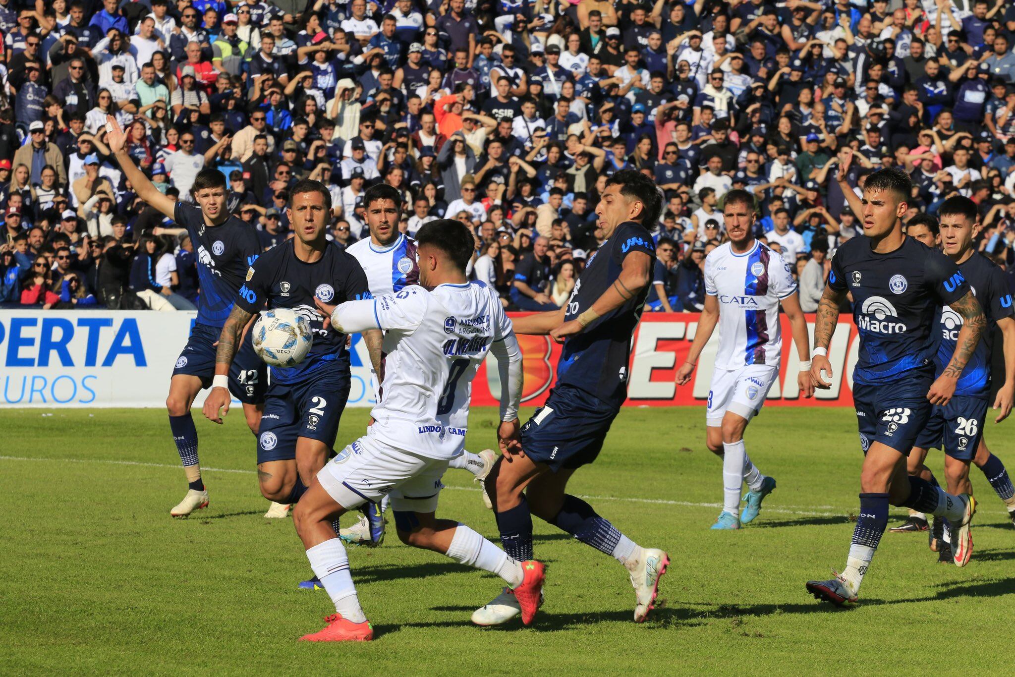 En abril habrá duelo entre la Lepra y el Tomba /Foto: Prensa Godoy Cruz