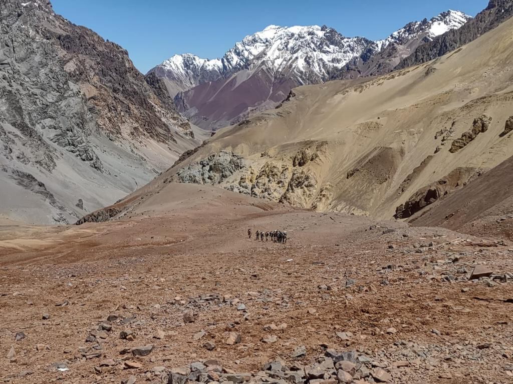 Expedición Aconcagua: cuando la cordillera se convierte en una escuela de vida y camaradería. Foto: Gentileza Ejército Argentino.