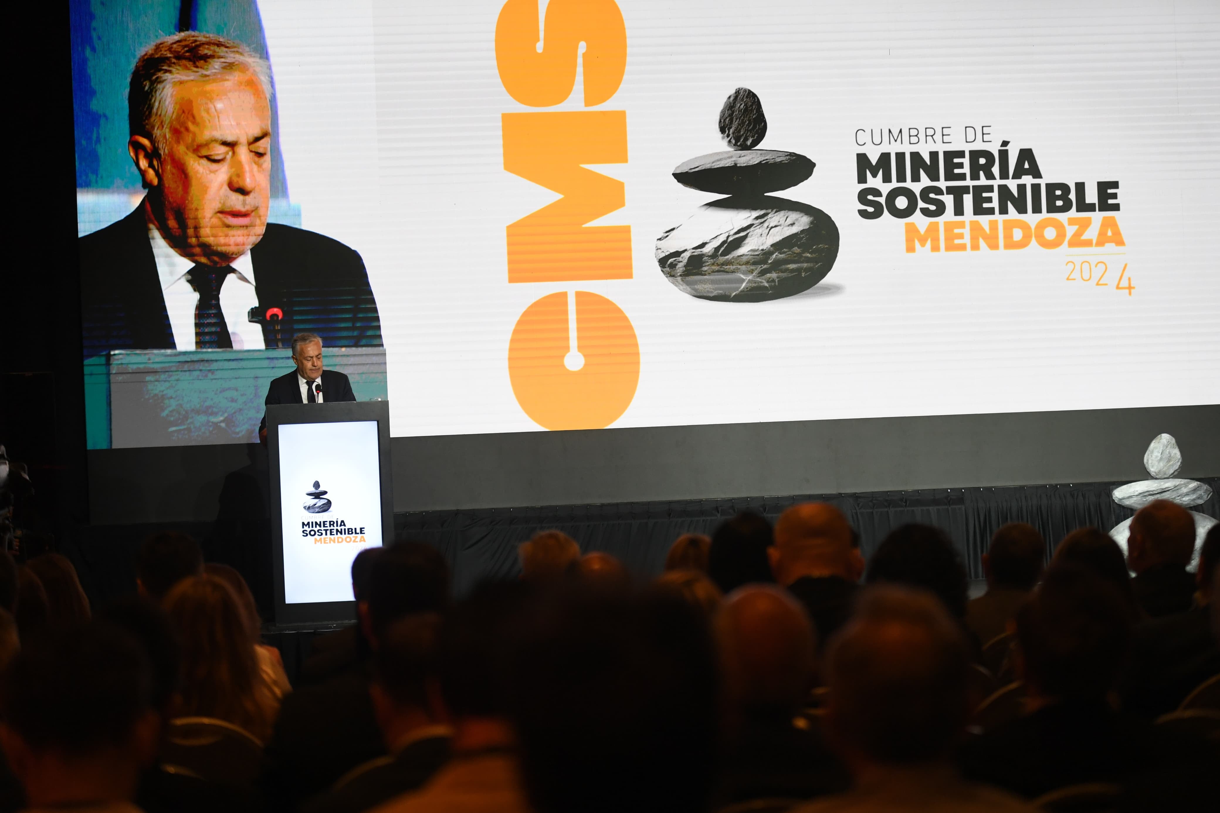 El gobernador Alfredo Cornejo en la  Cumbre de Minería y Sostenibilidad de Mendoza (CMSM). Los Andes