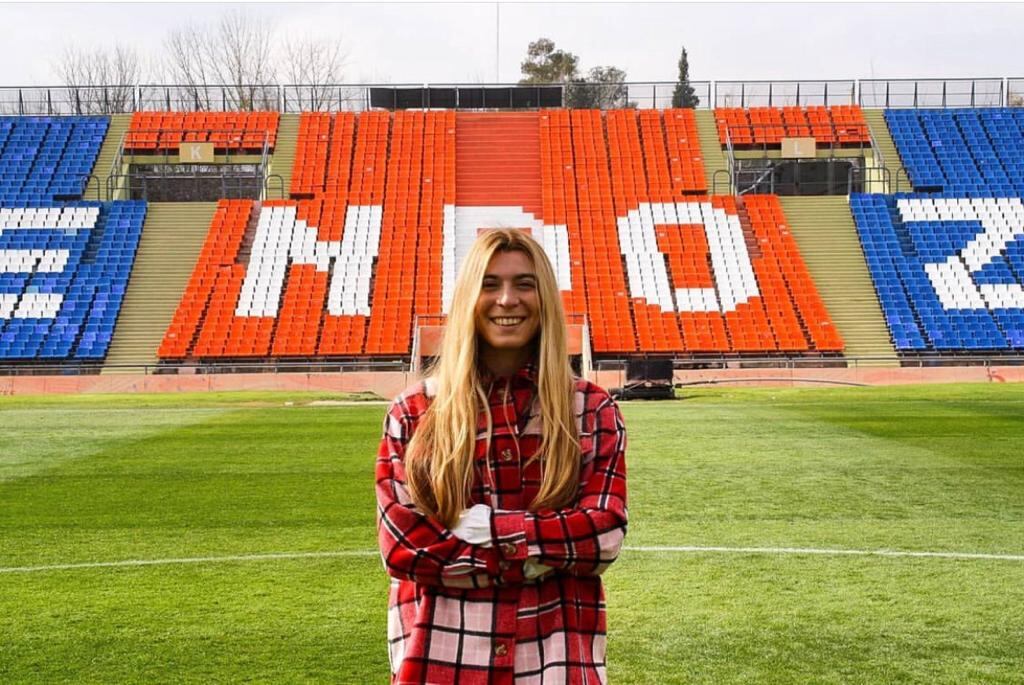 Giuliana Diaz en el estadio Malvinas Argentinas