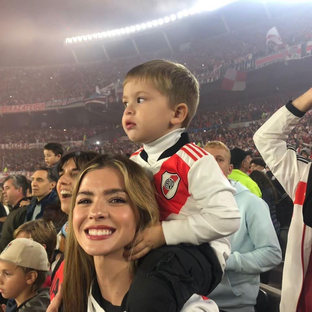 China Suárez en el Monumental.