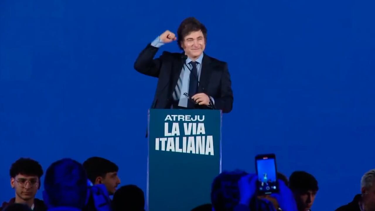 Javier Milei expuso en ”Atreju”, la convención nacional organizada por la premier italiana, Georgia Meloni, que convoca a partidos conservadores y de derecha del mundo. Captura: X