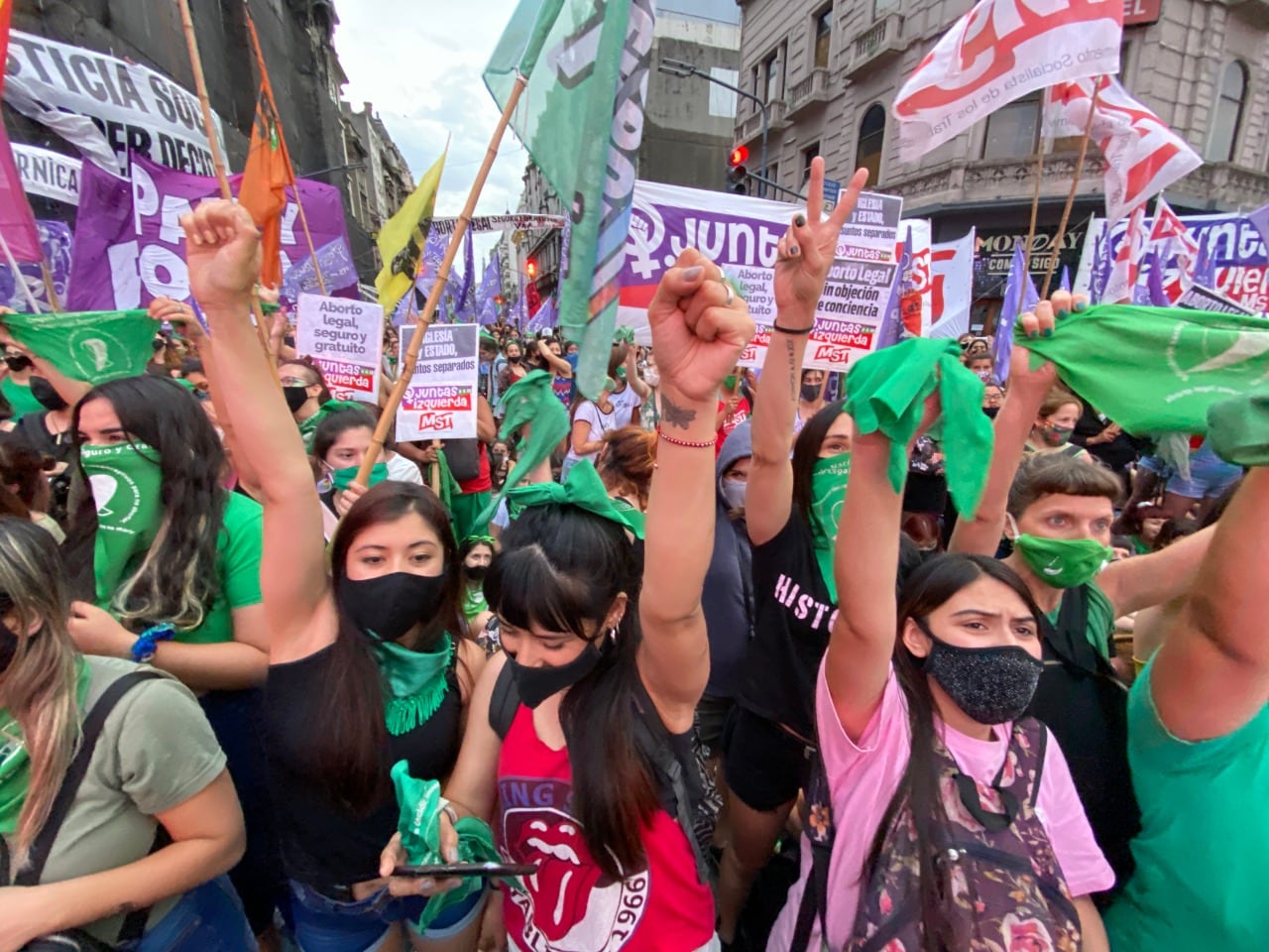 Triunfo de pañuelos verdes. /Clarín