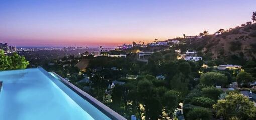 La imponente vista desde la piscina.