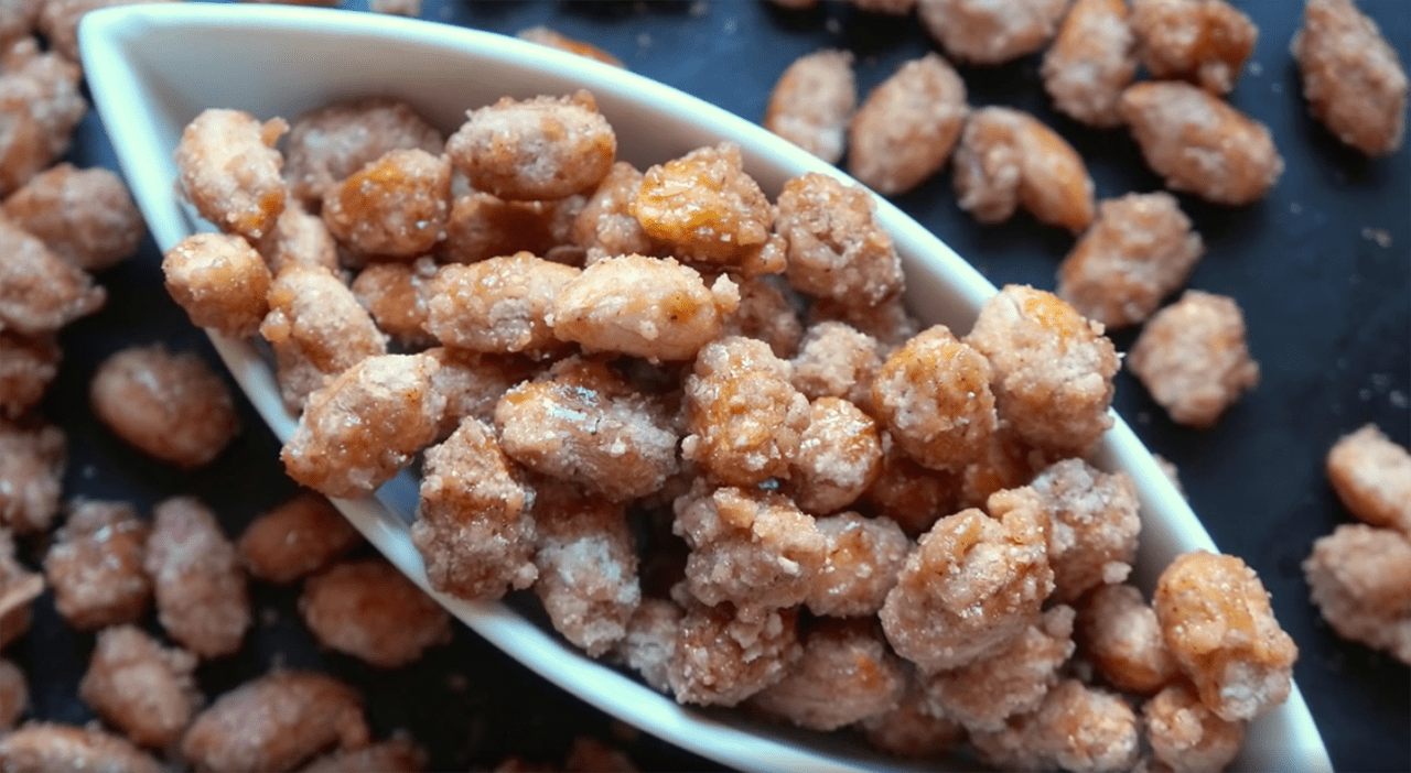 Este postre festivo no puede faltar en las mesas dulces de Navidad.