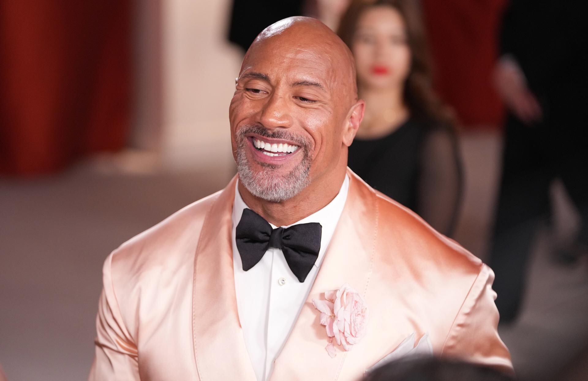 Dwayne Johnson Salma Hayek llega para la 95ª ceremonia anual de los Premios de la Academia en el Dolby Theatre de Hollywood, Los Ángeles, California.
