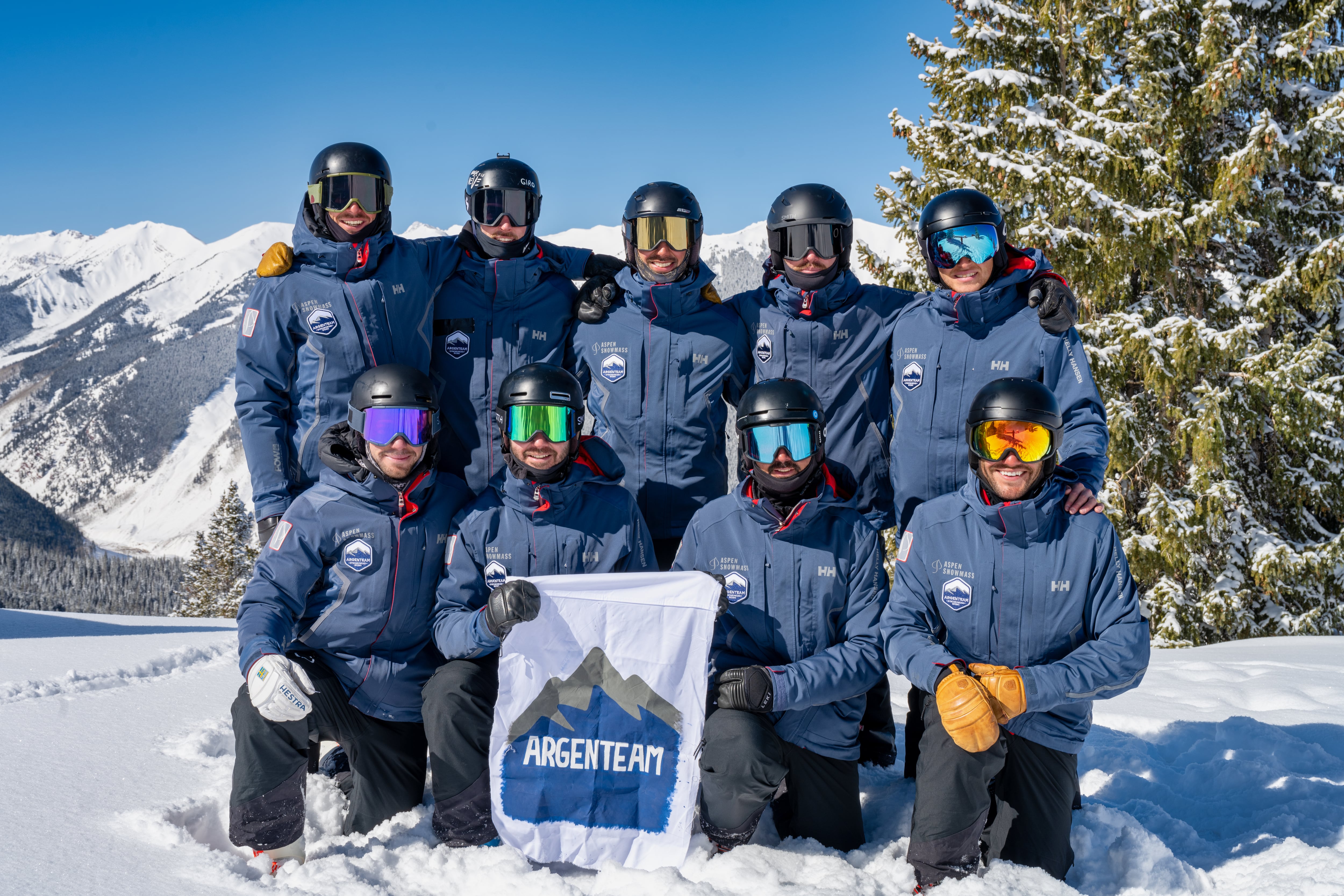 El mendocino de las nieves: es instructor de esquí, pasa medio año en las pistas y ganó el mundial con Argentina. Foto: Gentileza Juan Ignacio Crescitelli