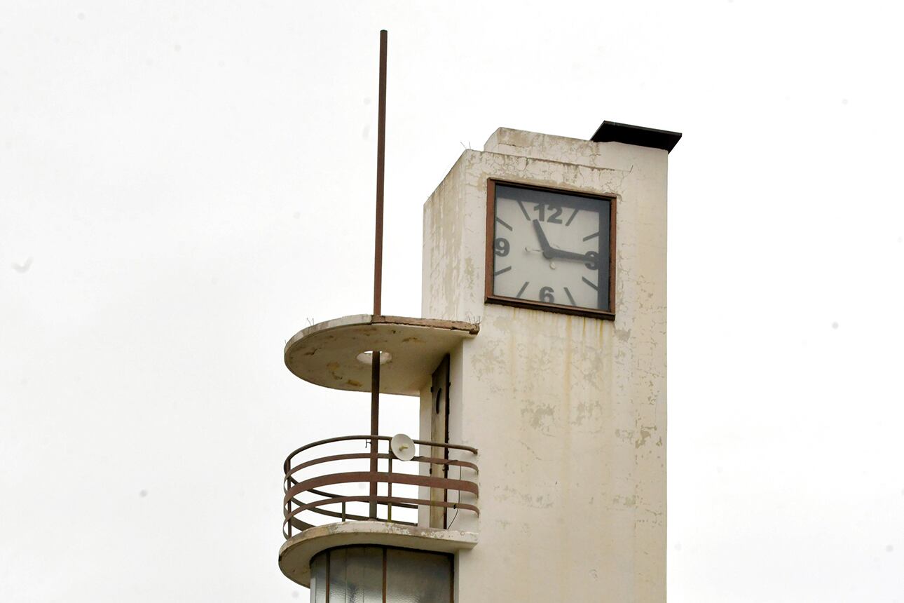 Reloj del Museo Juan Cornelio Moyano. Foto: Orlando Pelichotti