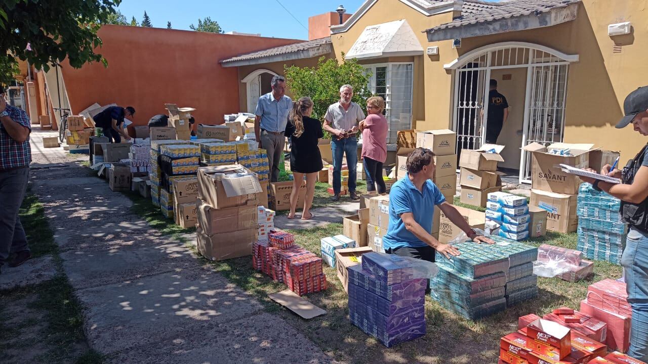 Parte de los medicamentos decomisados en San Martín. /Gentileza Ministerio de Seguridad.